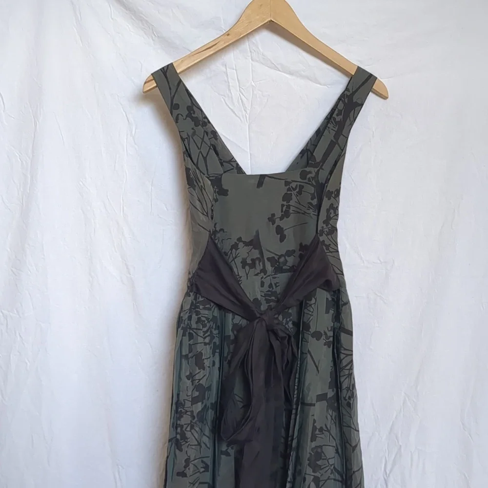 JACOB dress grey silk cotton v-neck sleeveless pleated lined dress 4 - Picture 9 of 12